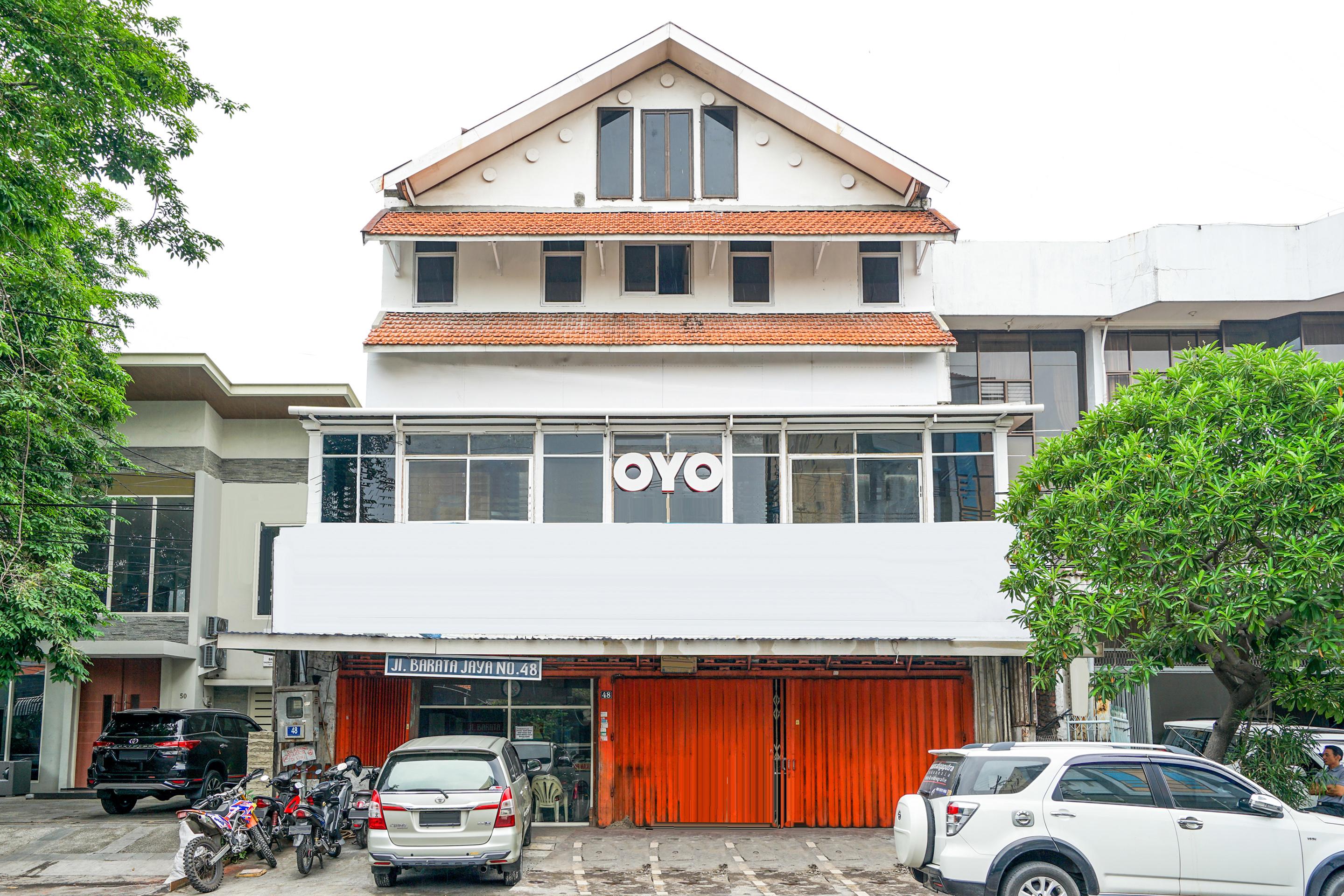 Oyo 164 Ang'S Residence Krukah Dış mekan fotoğraf