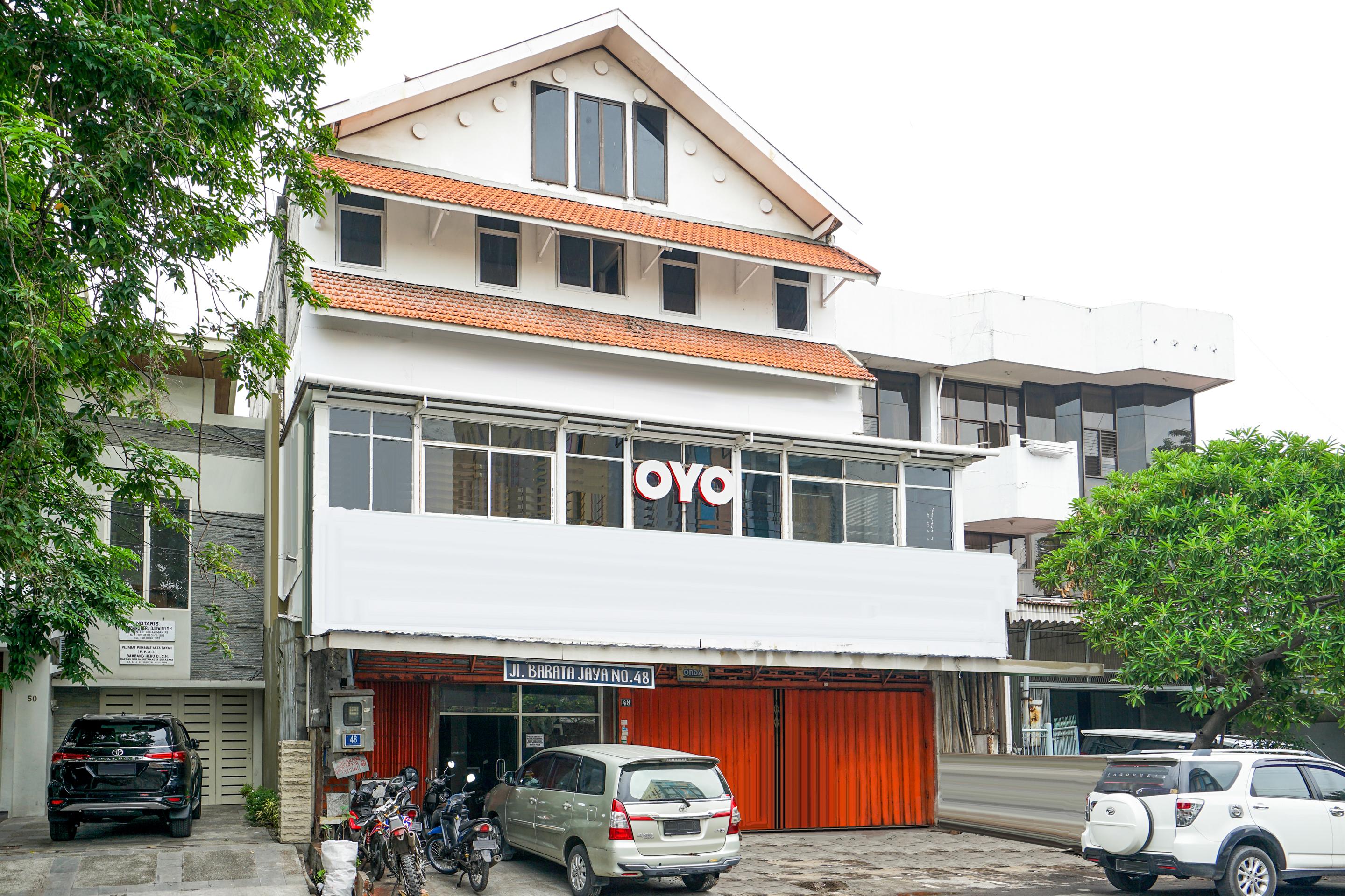 Oyo 164 Ang'S Residence Krukah Dış mekan fotoğraf