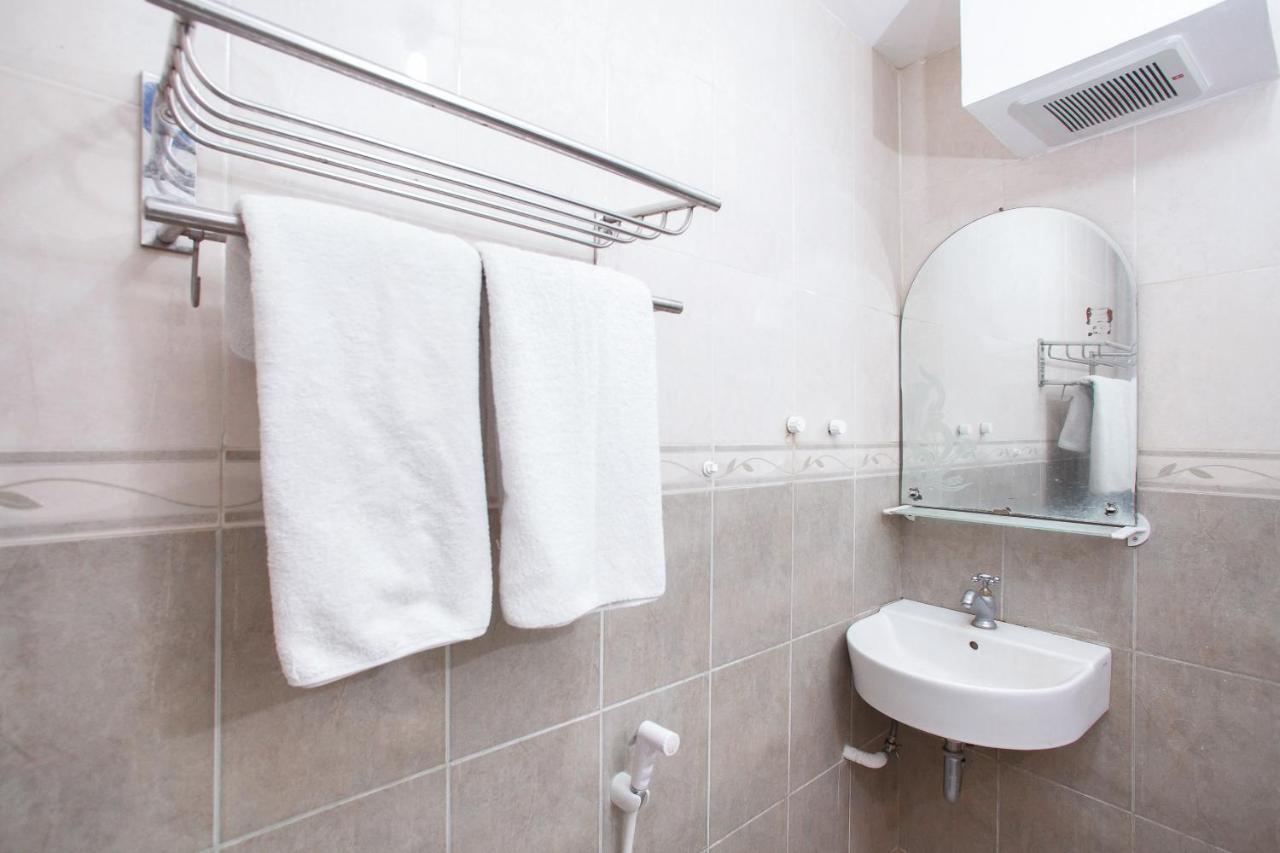 Oyo 164 Ang'S Residence Krukah Dış mekan fotoğraf