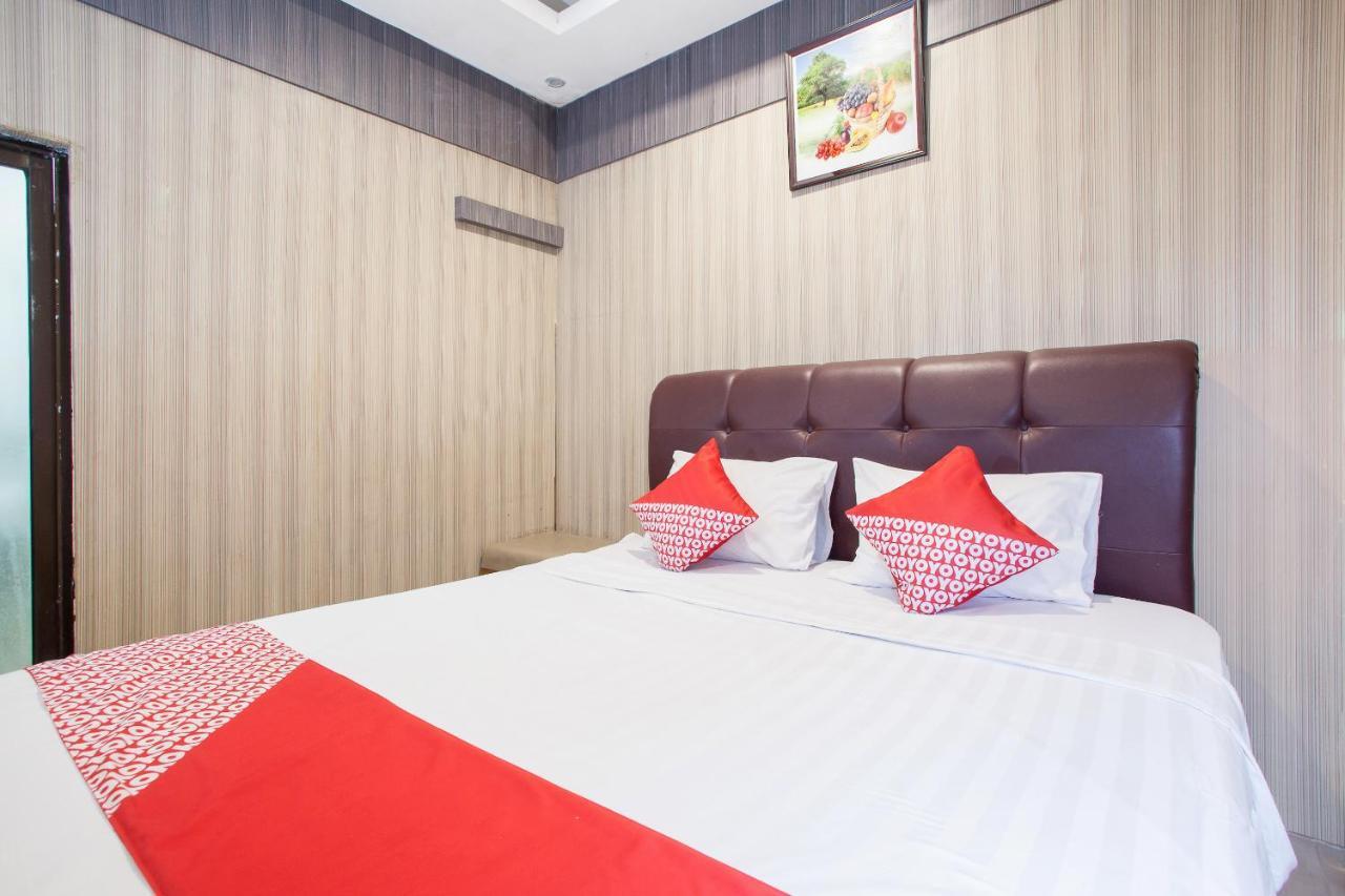 Oyo 164 Ang'S Residence Krukah Dış mekan fotoğraf