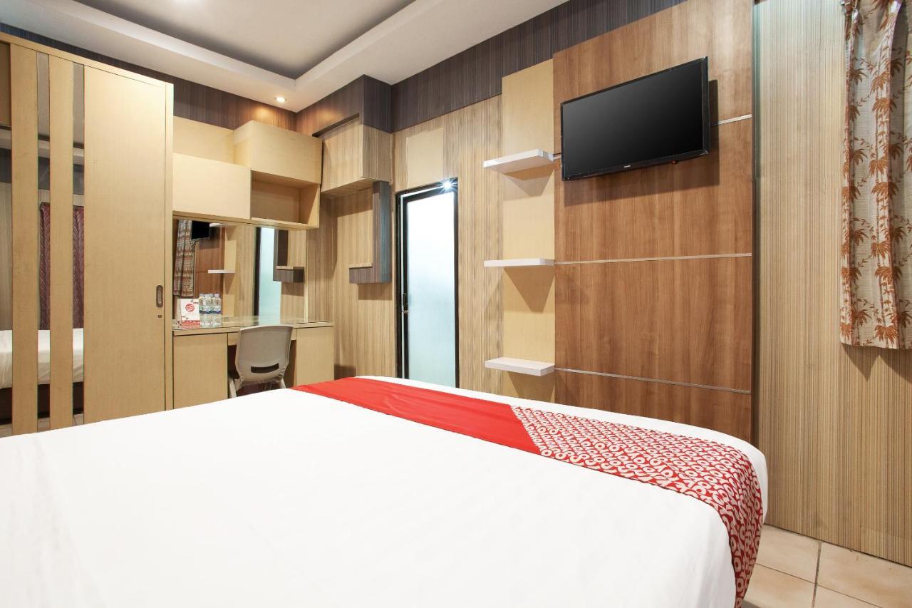 Oyo 164 Ang'S Residence Krukah Dış mekan fotoğraf