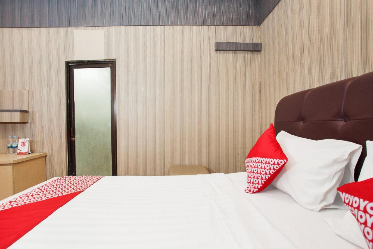 Oyo 164 Ang'S Residence Krukah Dış mekan fotoğraf